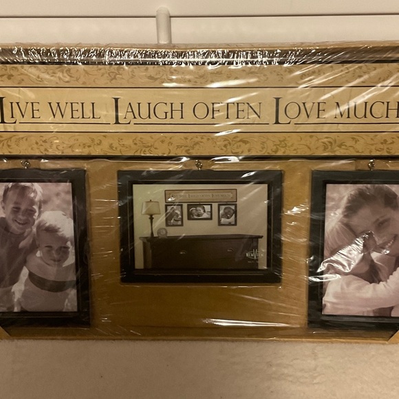 Elegant Black and Gold Photo Frame - Picture 2 of 8